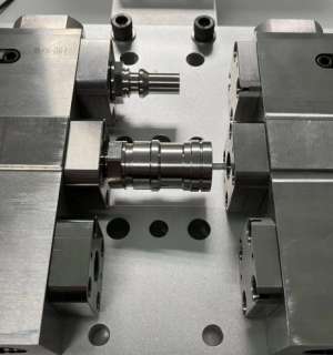 快速連接器水壓、脈沖、流阻、泄漏量測試臺(tái)